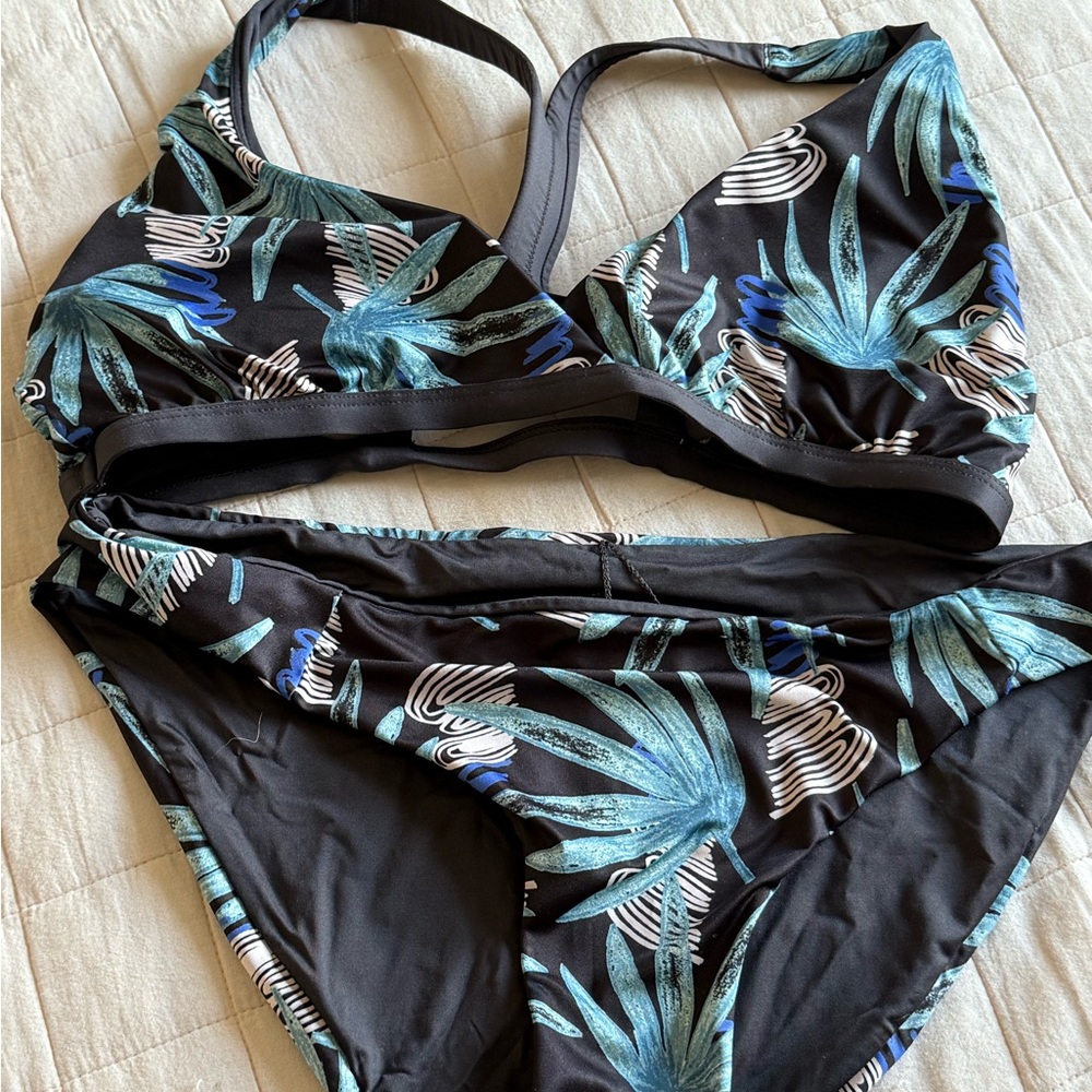 Patagonia Reversible Black and Blue Leaf Print Bikini